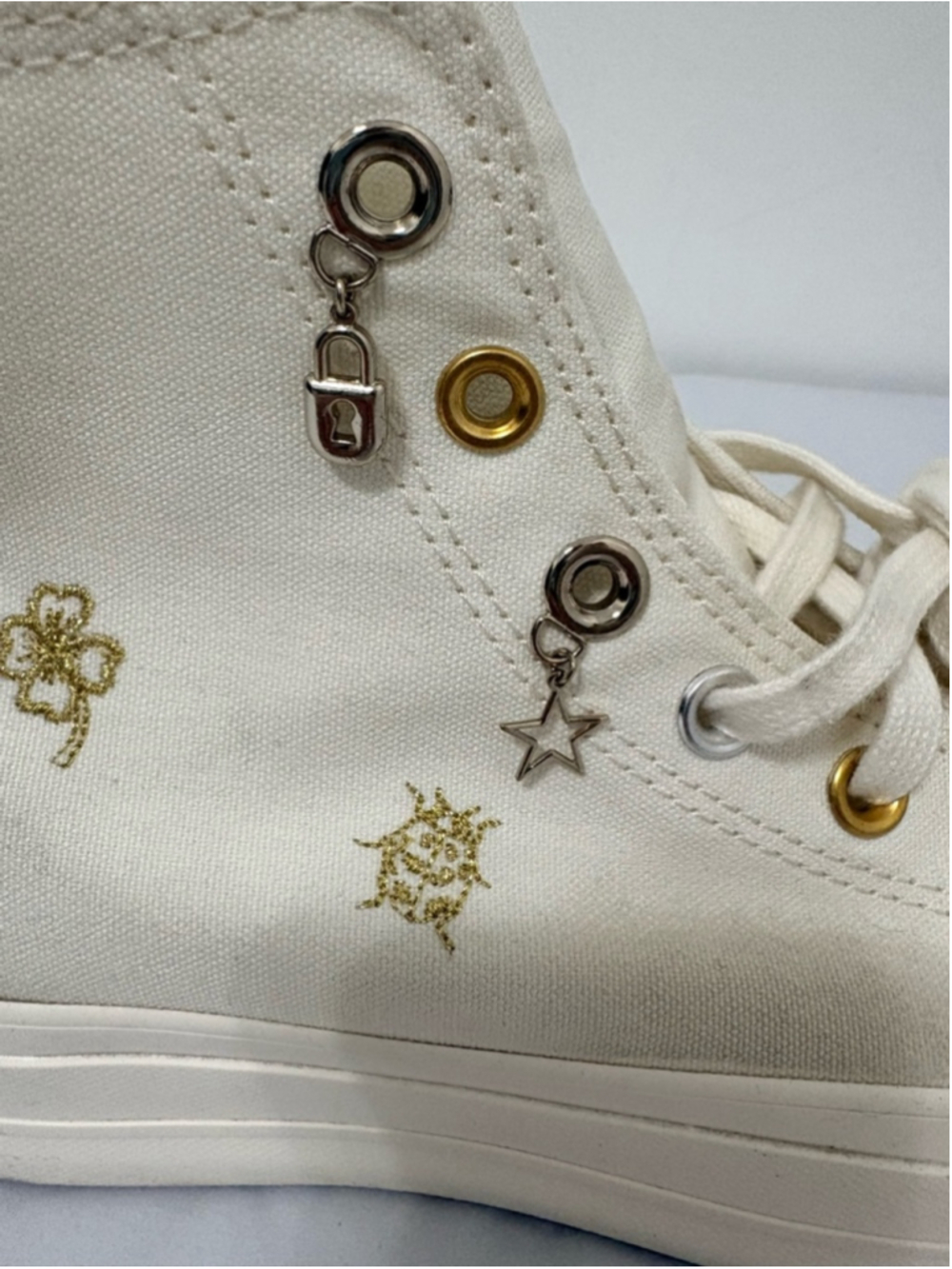 Converse Chuck Taylor All Star Lift Platform Luck Charms Hi Sneakers Sz 8 EUC - Picture 6 of 14